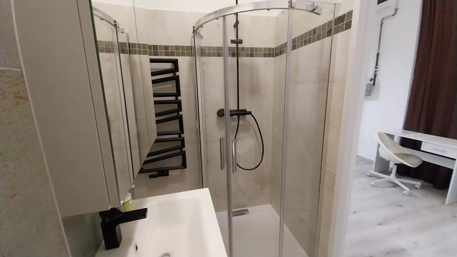 Szekely Apartment Near Deak Ferenc Square With Free Parking In Garage Budapest 0*,  Hungary