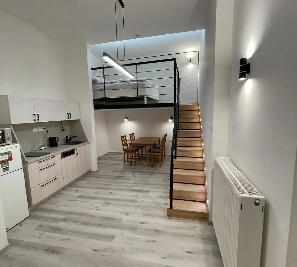 Szekely Apartment Near Deak Ferenc Square With Free Parking In Garage contacts