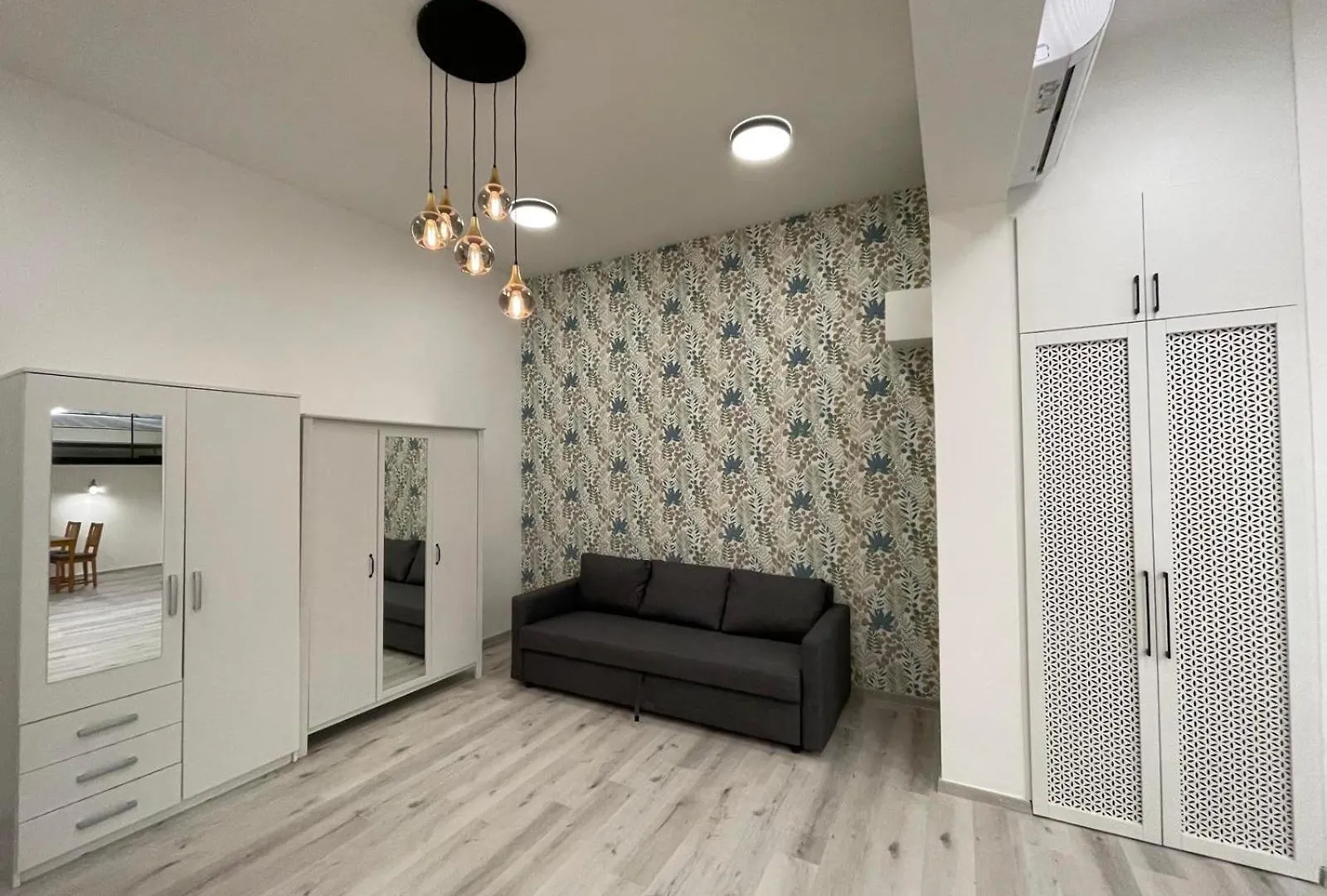Szekely Apartment Near Deak Ferenc Square With Free Parking In Garage Budapest 0*,  Hungary