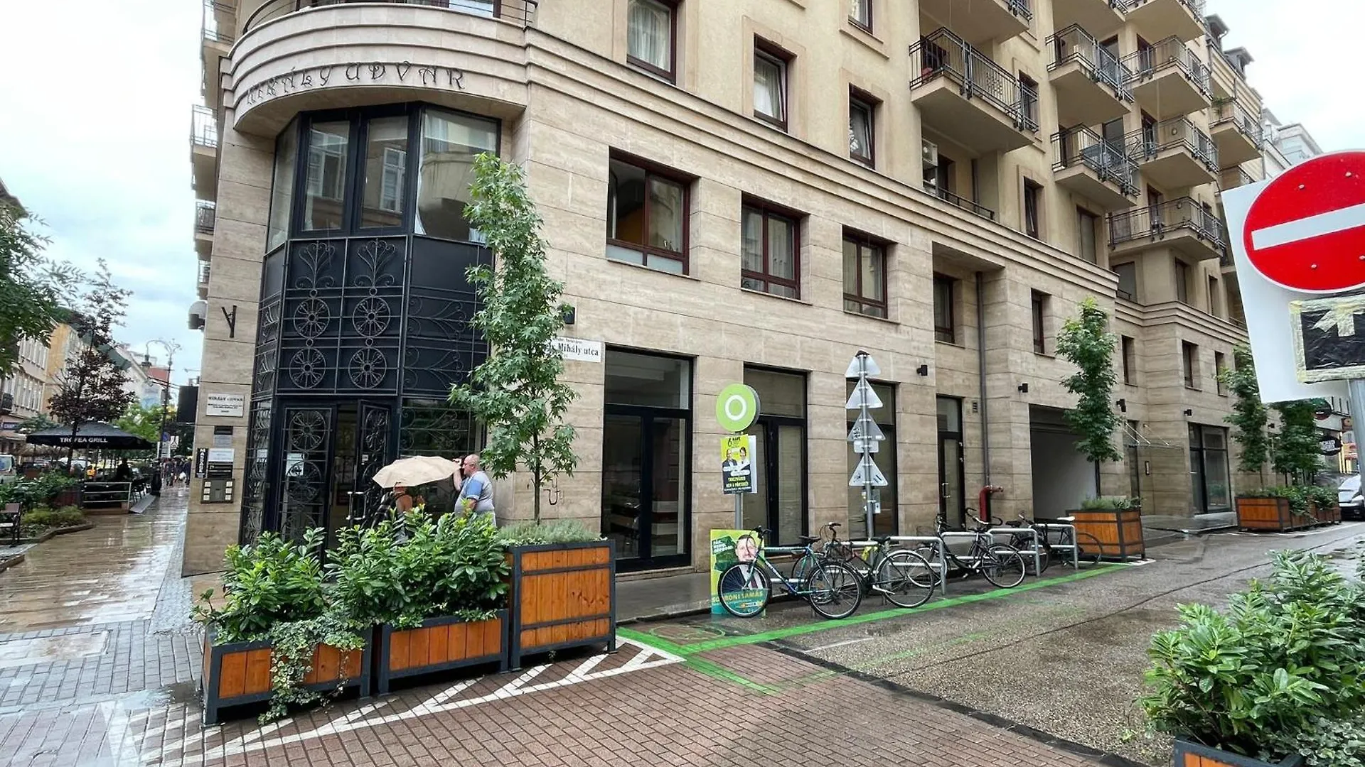 Szekely Apartment Near Deak Ferenc Square With Free Parking In Garage Budapest